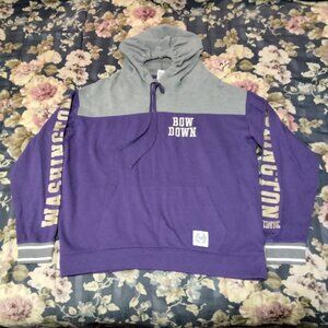 Washington Huskies Women's Small (S) PINK Brand Pullover Hoodie Sweatshirt